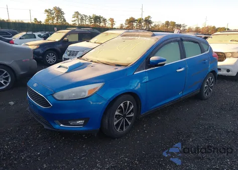 2015 Ford Focus Titanium из США, поврежденный, VIN 1FADP3N27FL216014
